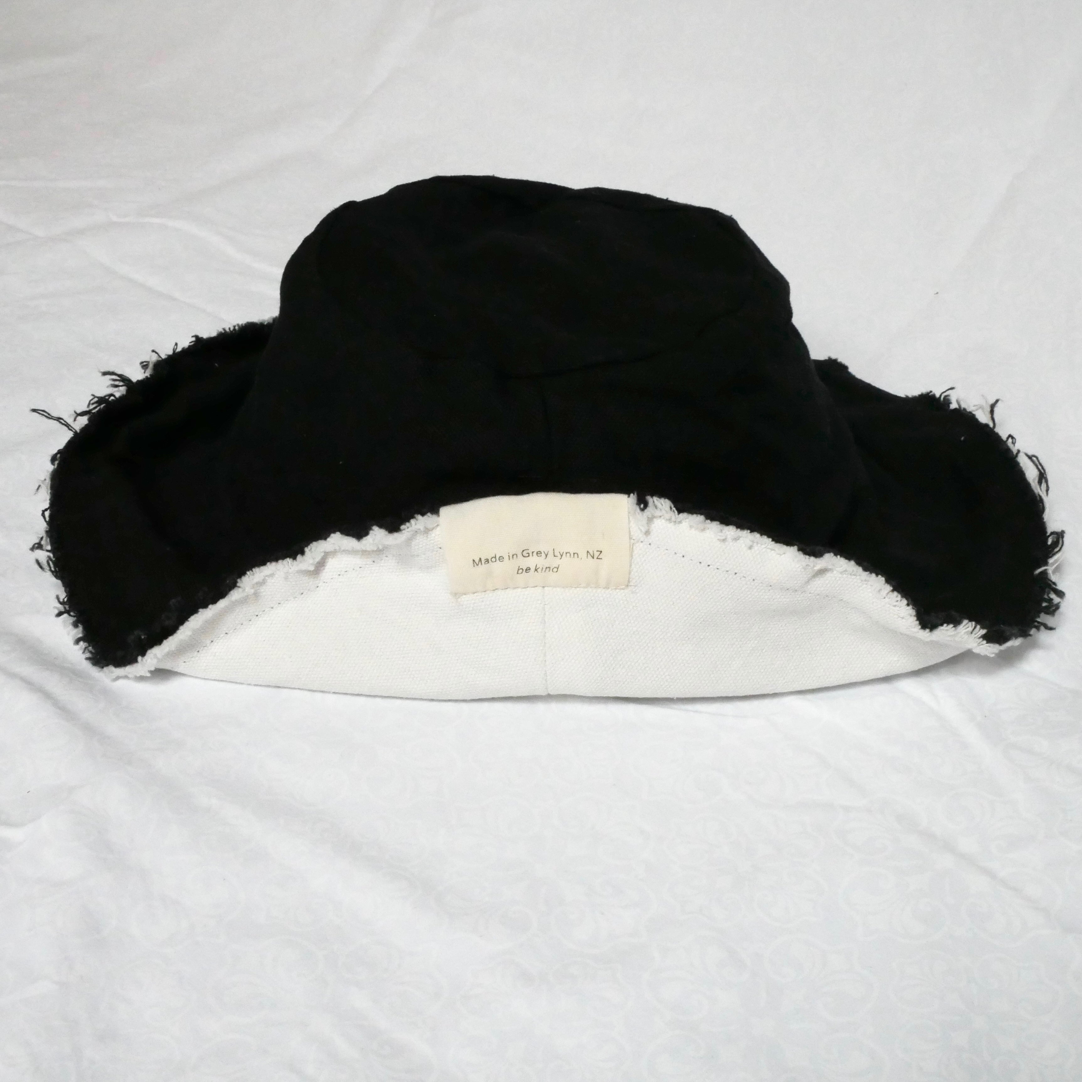 Angie Hat