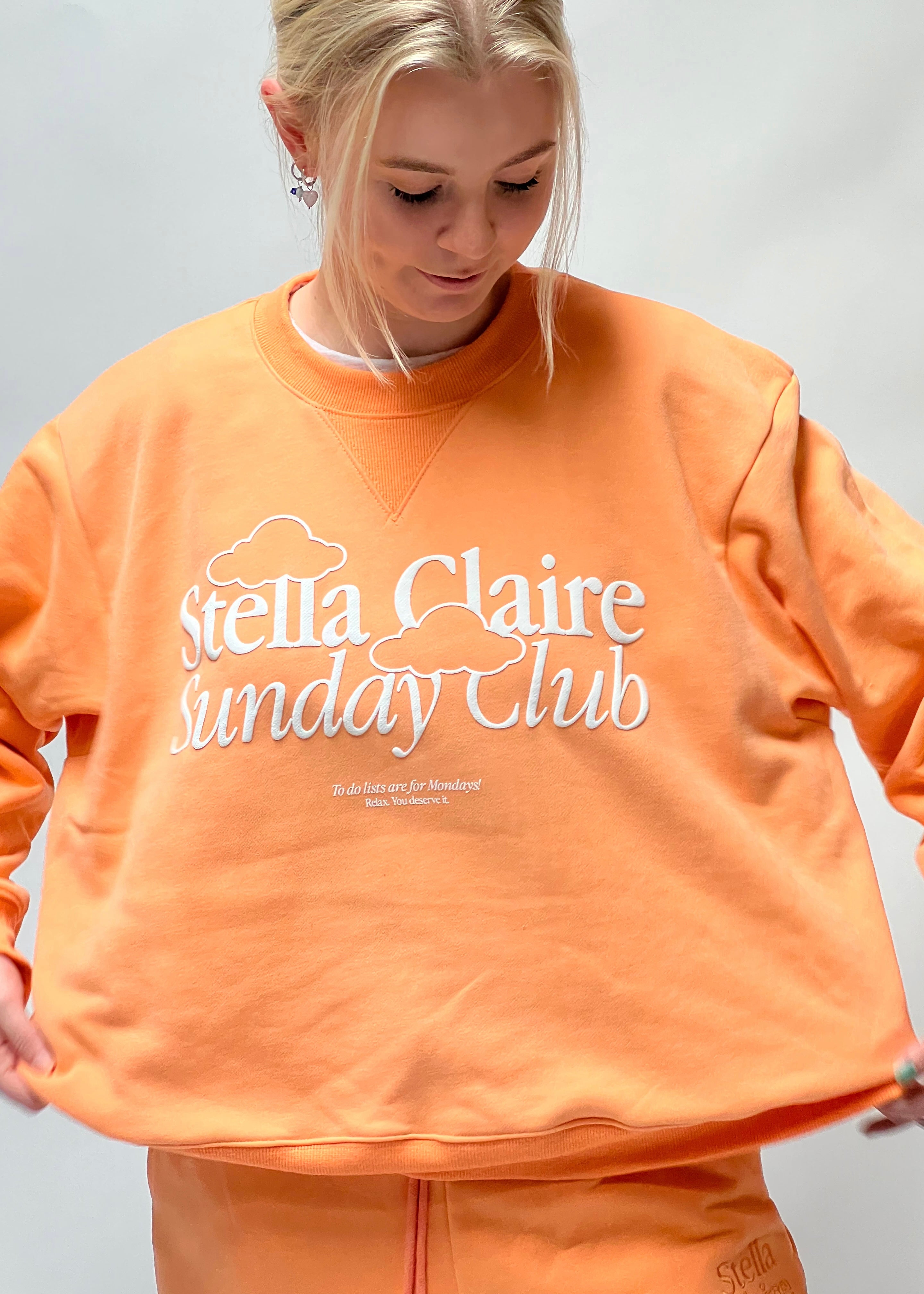 Sunday Club Crewneck - Clouds